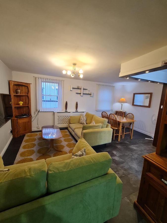 3 Bedroom Apartment In Ulverston Cumbria Экстерьер фото